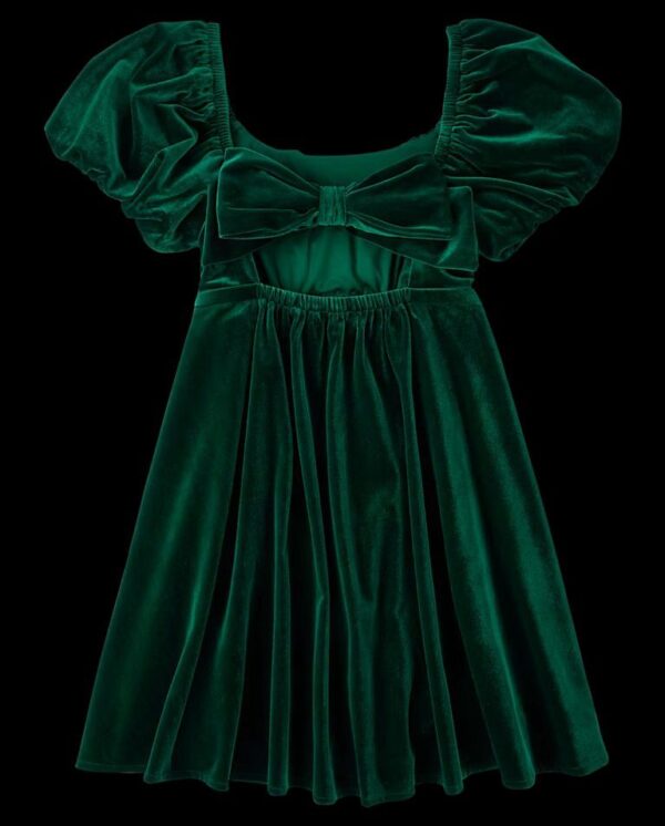 Bel's Green Gown